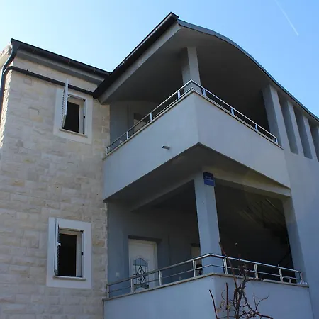 Marijana Apartment *